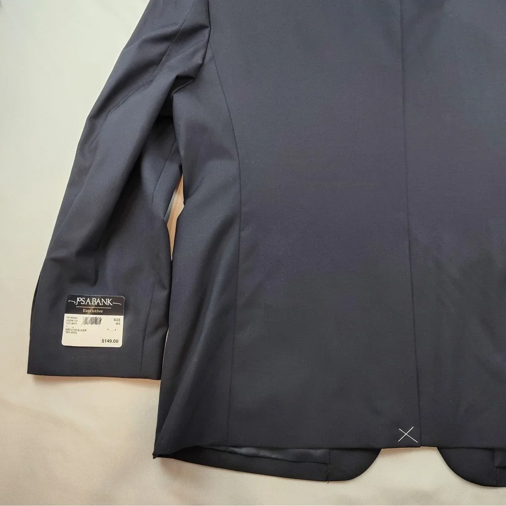 NWT Jos A Bank Blazer Mens 46S Navy Blue 2 Button Gold Accent Wool Blend Jacket